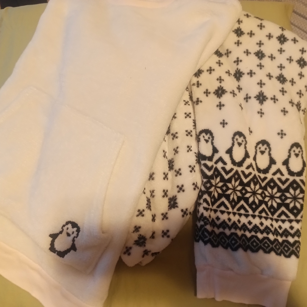 Cozy White and Black Penguin Fuzzy Pajama Set